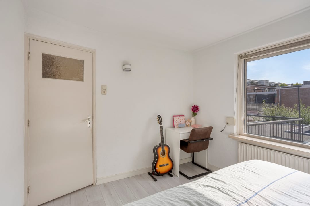 Photo 13 of Dr. Colijnstraat 45