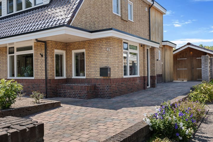 Vrijstaande woning te koop: Dennenlaan 41, Emmen