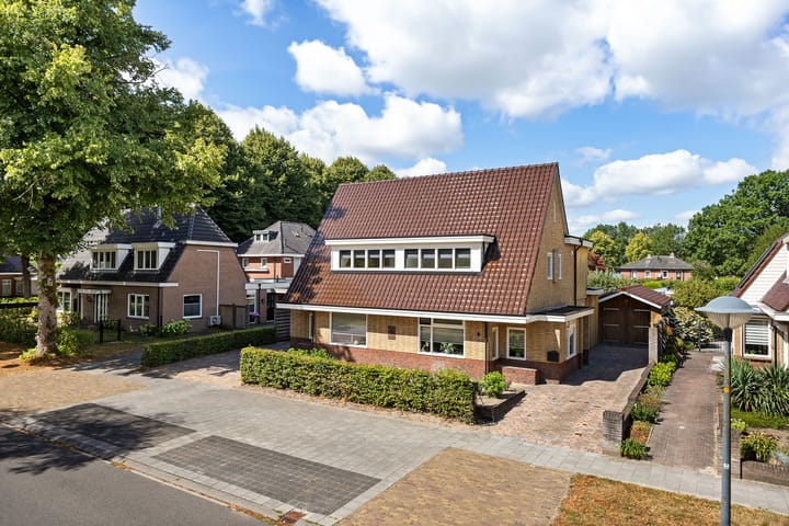 Vrijstaande woning te koop: Dennenlaan 41, Emmen