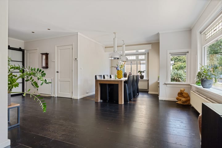 Vrijstaande woning te koop: Dennenlaan 41, Emmen