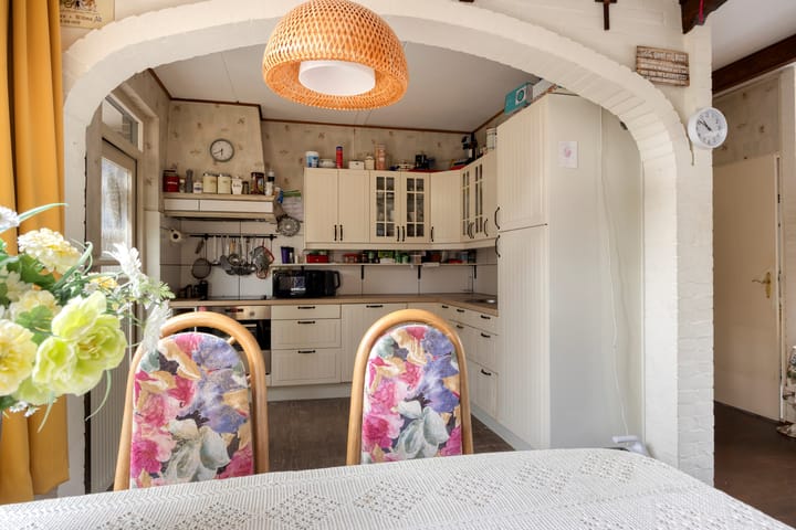 Tussenwoning te koop: Wolfshoek 5, Emmeloord