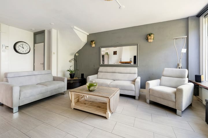 Hoekwoning te koop: J.A.Fijnvandraatlaan 133, Weesp