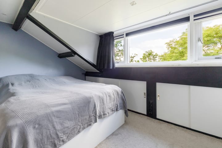 Hoekwoning te koop: J.A.Fijnvandraatlaan 133, Weesp