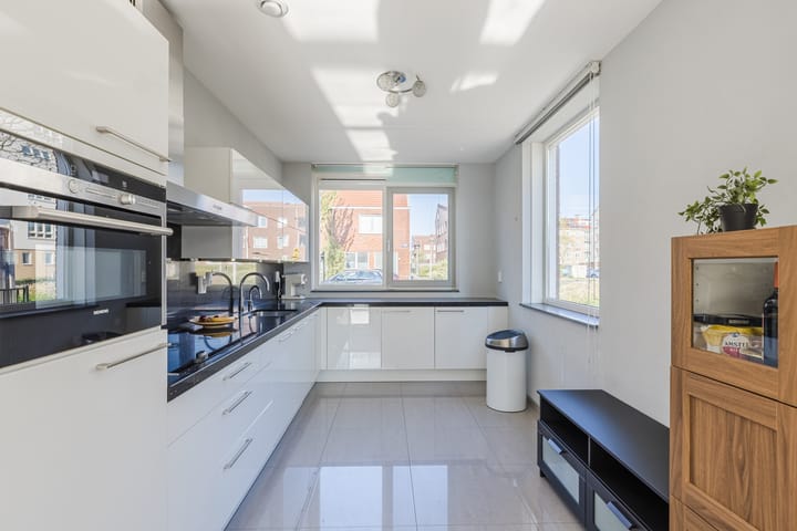 Hoekwoning te koop: Hegelhof 28, Amsterdam