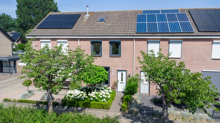 Tussenwoning te koop: Lijster 19, Genemuiden