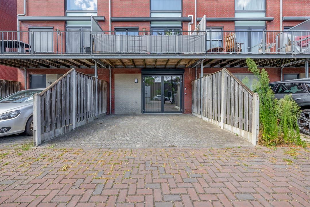 Photo 32 of Dijkstraat 8