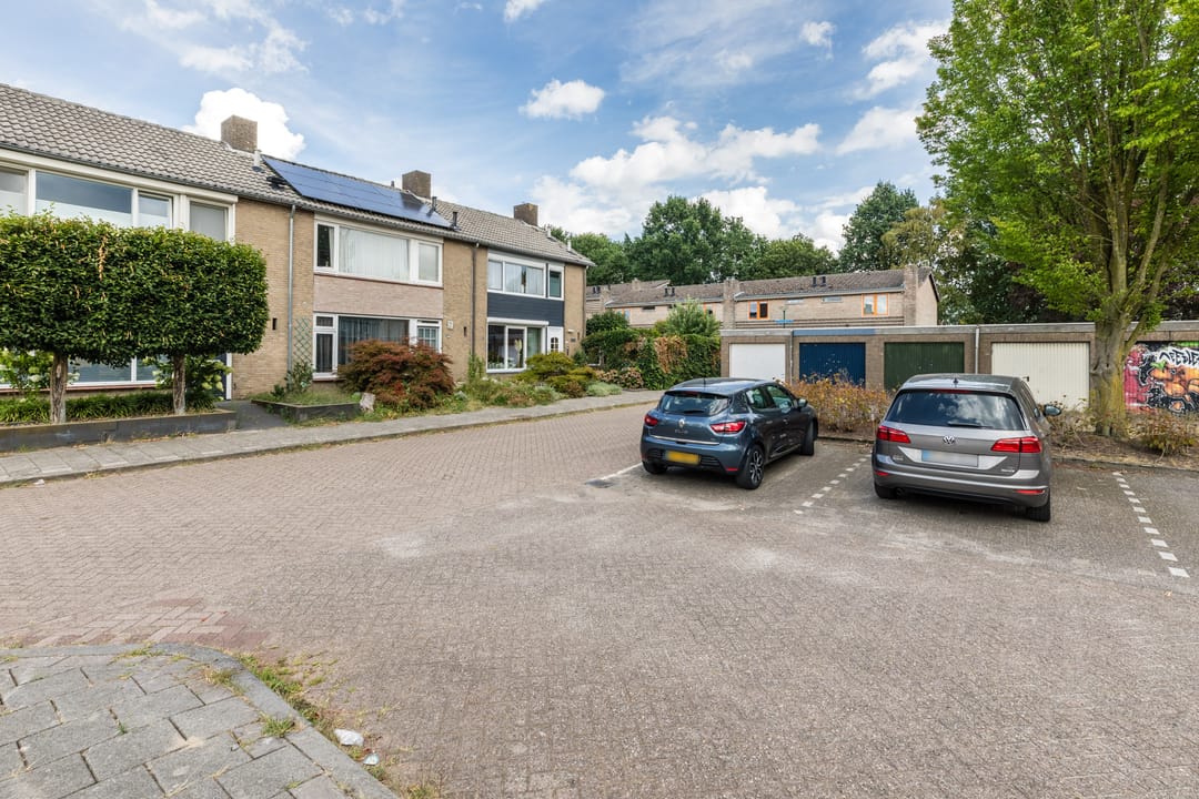 Photo 38 of Frankenstraat 12