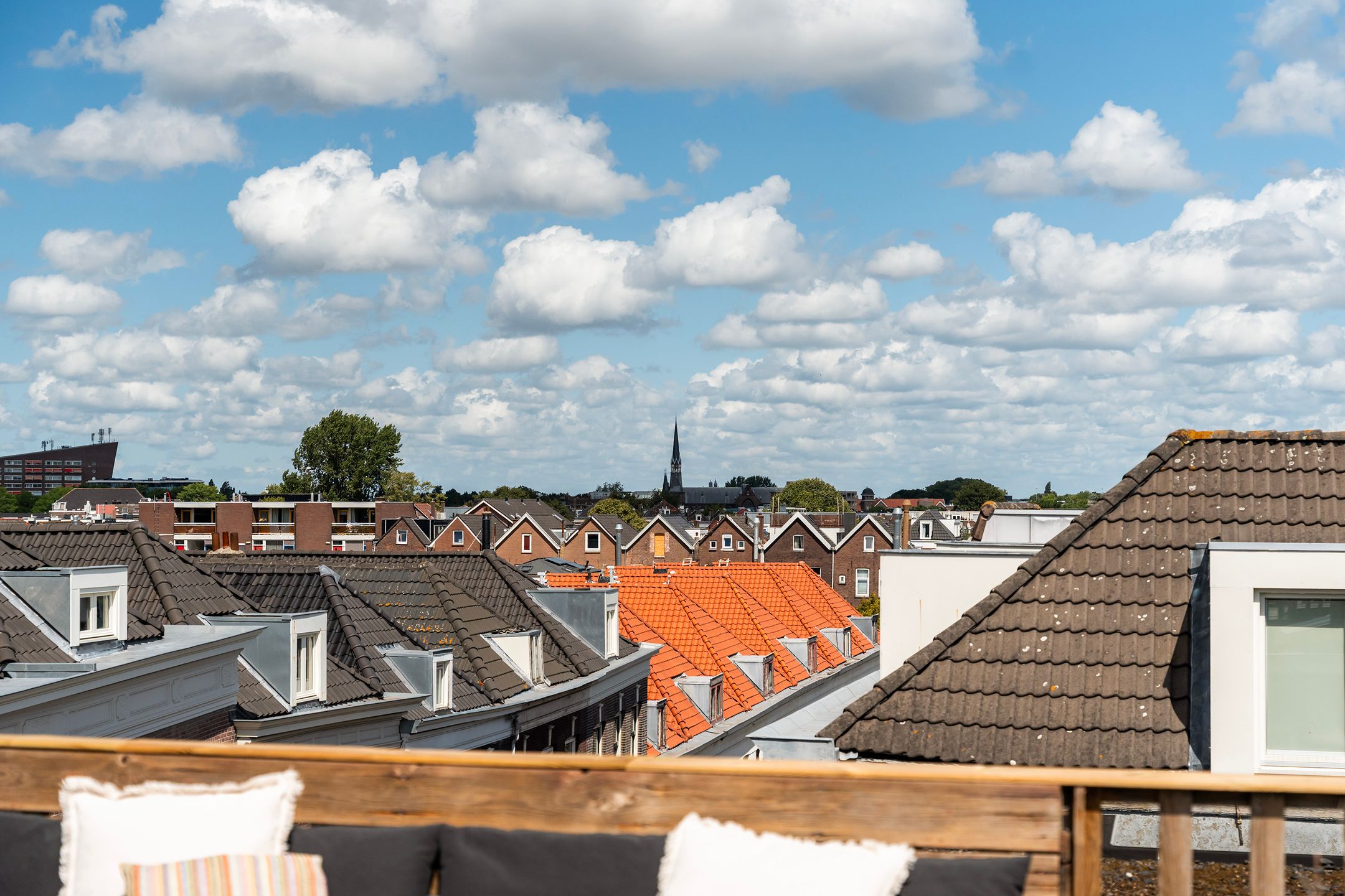Foto 42 van Burgemeester Roosstraat 60-C
