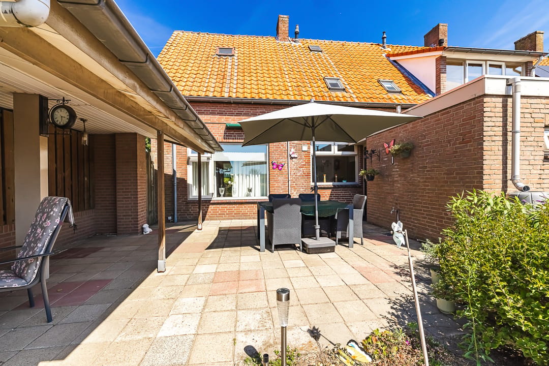 Photo 38 of Hezelaarsestraat 10
