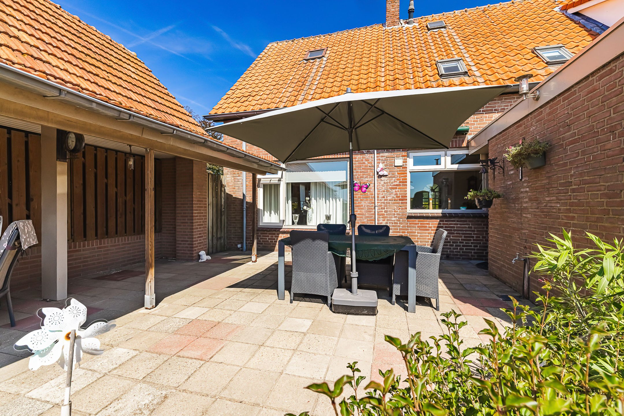 Photo 39 of Hezelaarsestraat 10