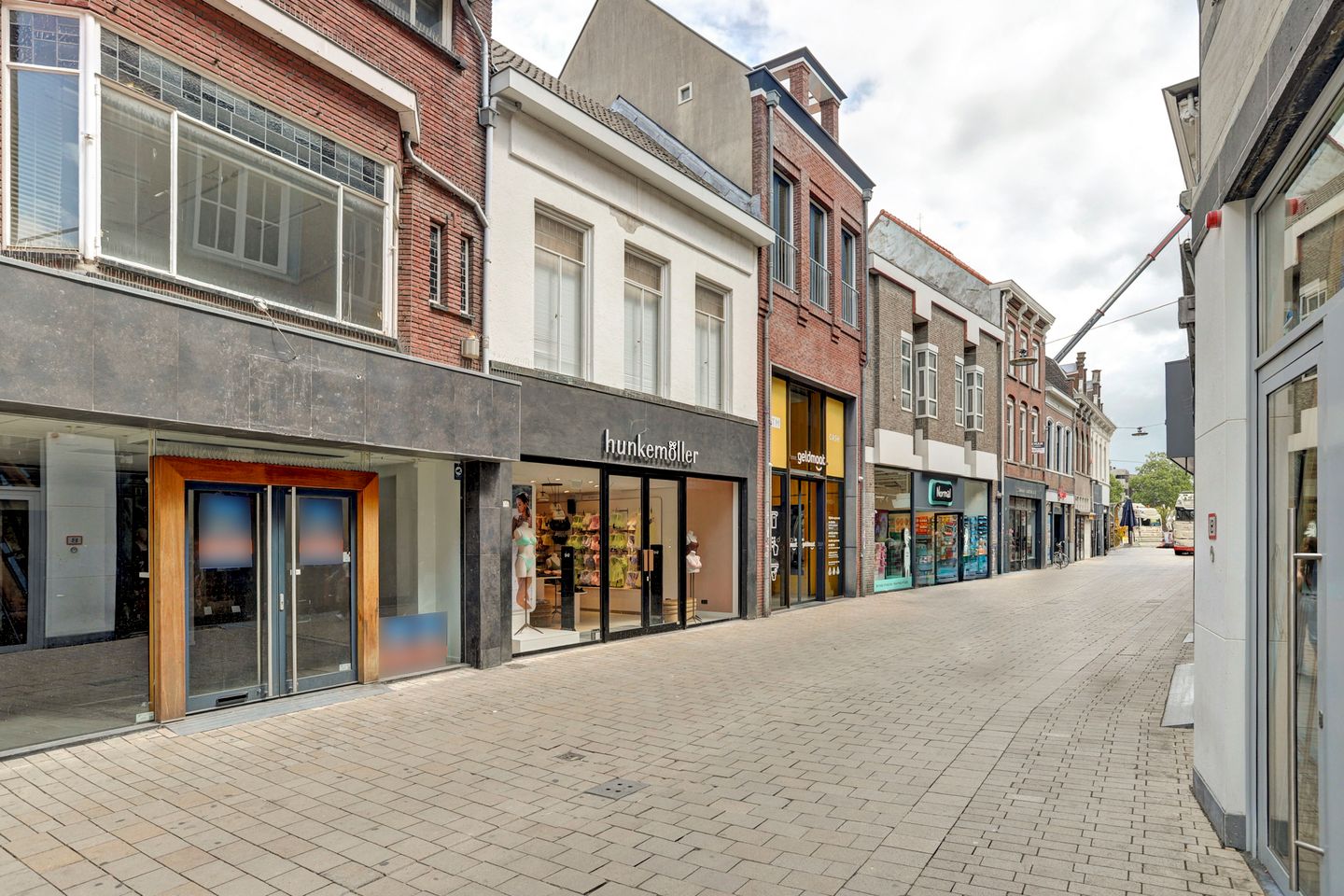 Bekijk foto 2 van Heuvelstraat 15