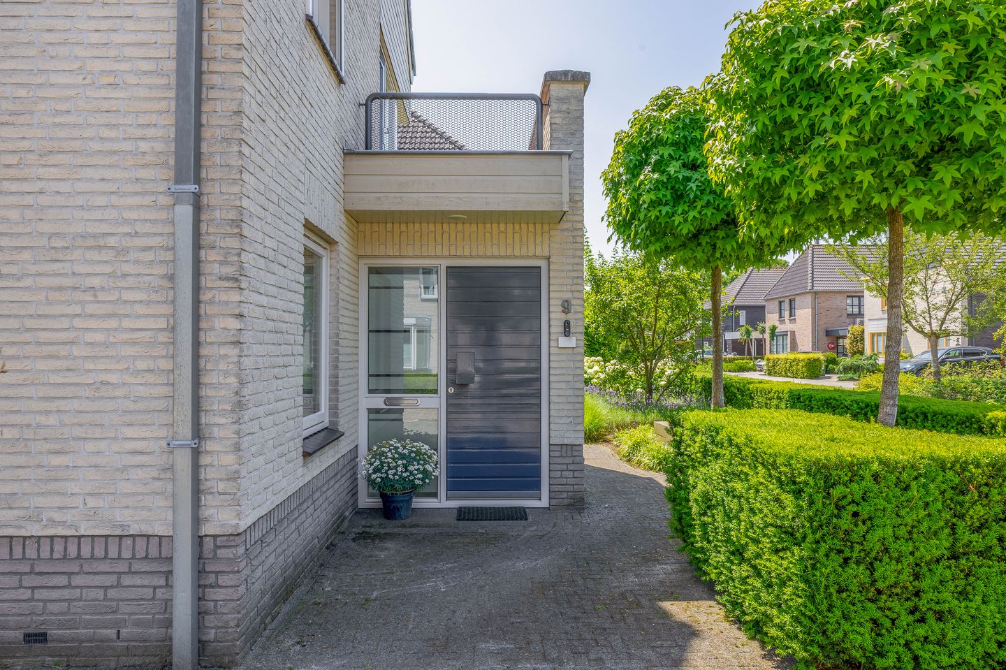 Foto 44 van Debussystraat 9