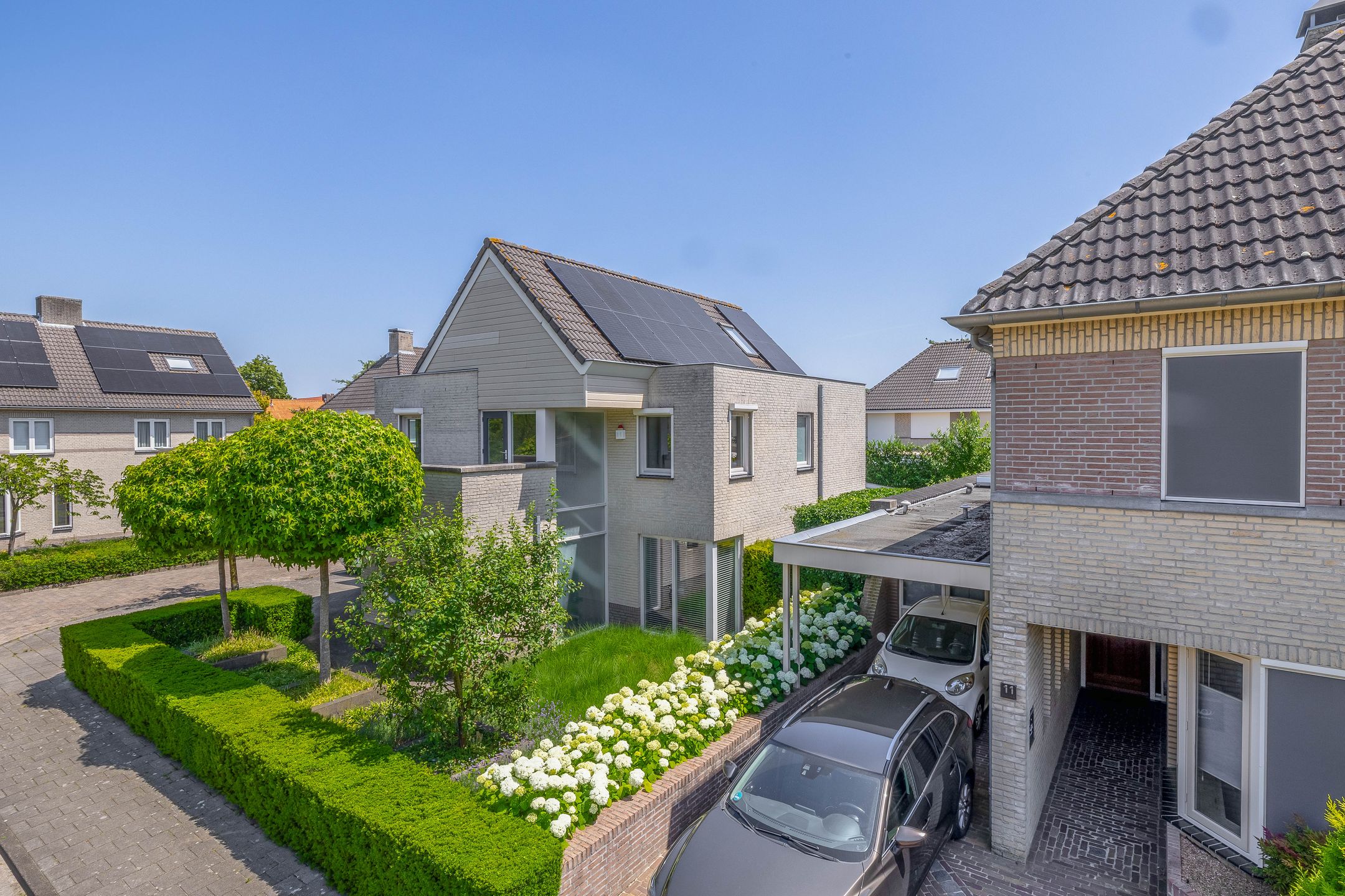 Foto 48 van Debussystraat 9