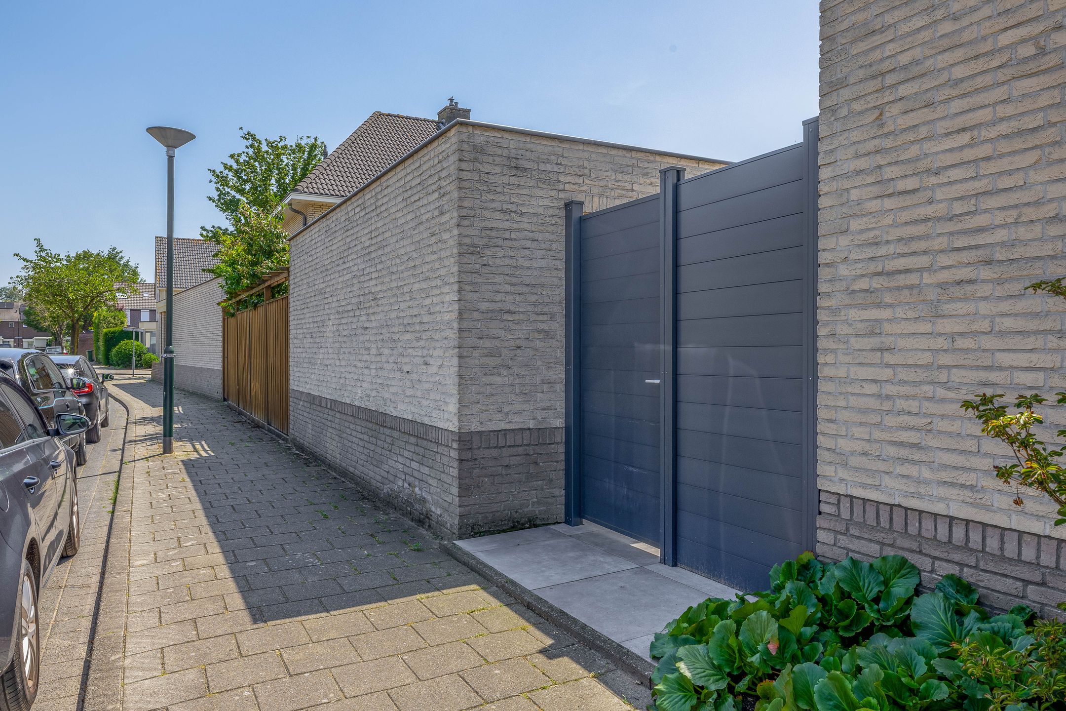Foto 45 van Debussystraat 9