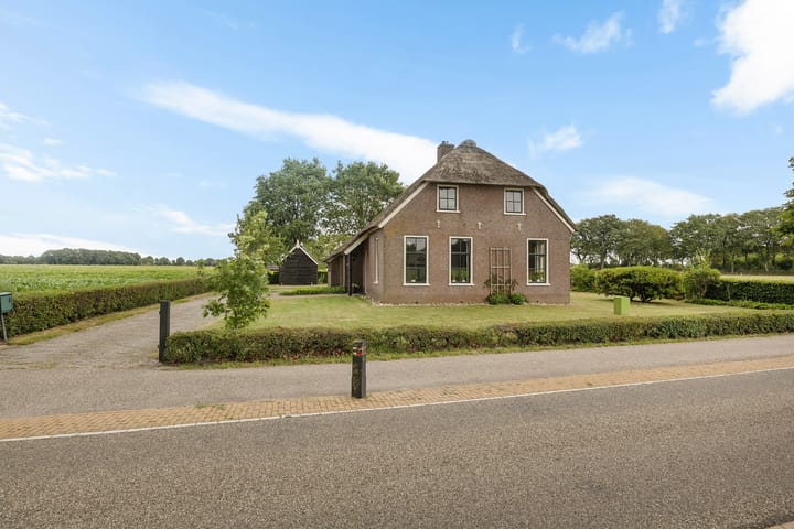 Vrijstaande woning te koop: Balloërstraat 4, Rolde