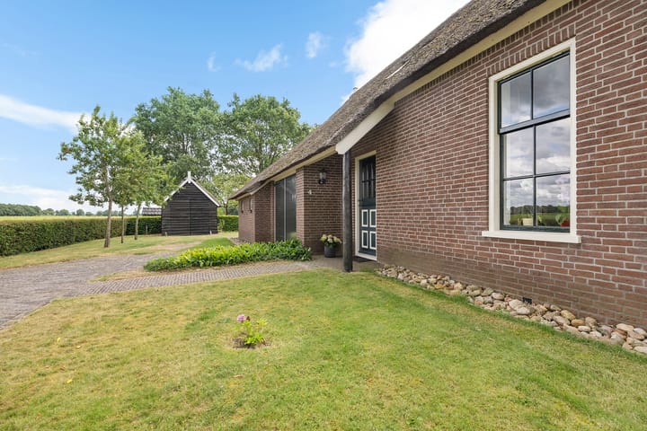 Vrijstaande woning te koop: Balloërstraat 4, Rolde