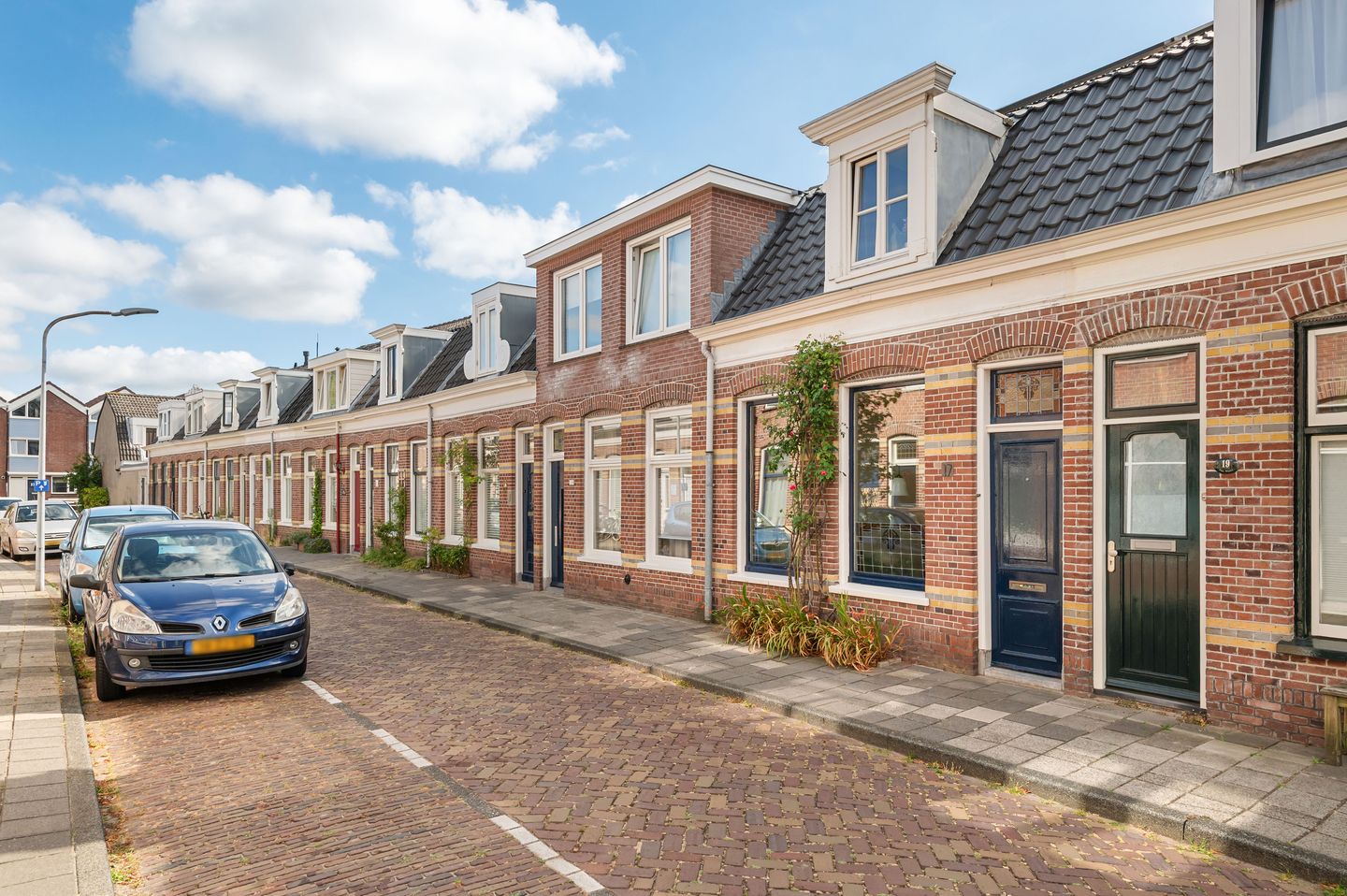 Photo 5 of Casteleynstraat 17
