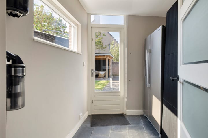 Tussenwoning te koop: Beerze 4, Kaatsheuvel