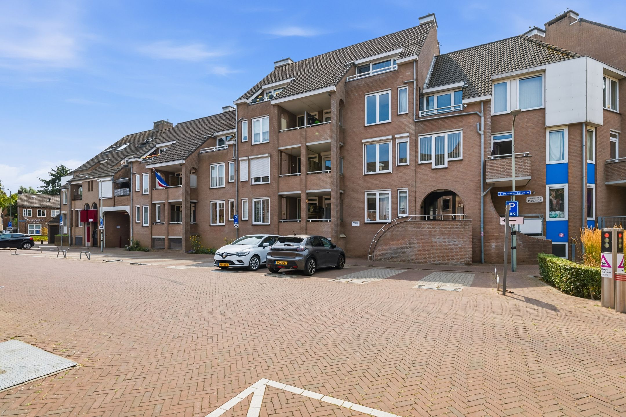 De Gouden Leeuw 98