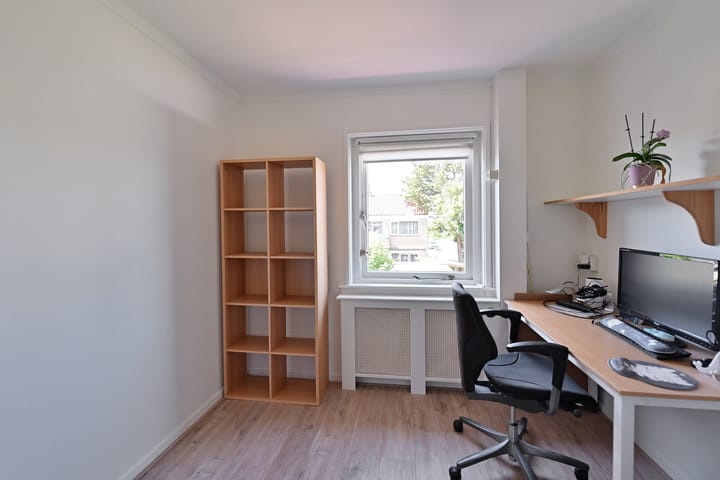 Tussenwoning te koop: C. Evertsenstraat 2, Hilversum