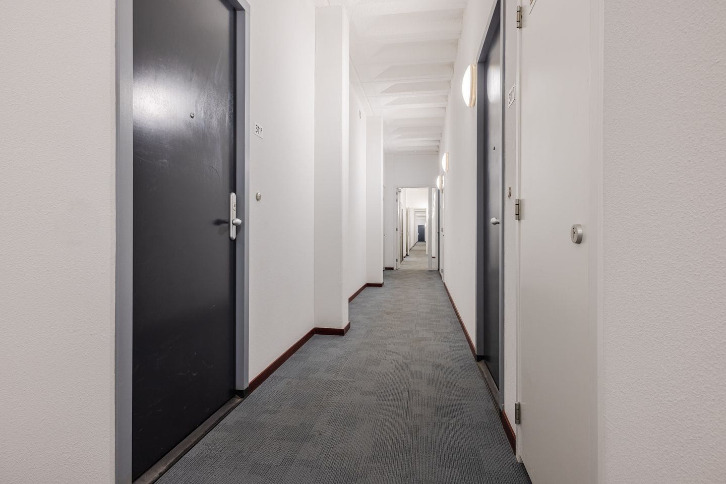 Photo 10 of Binckhorstlaan 311-R