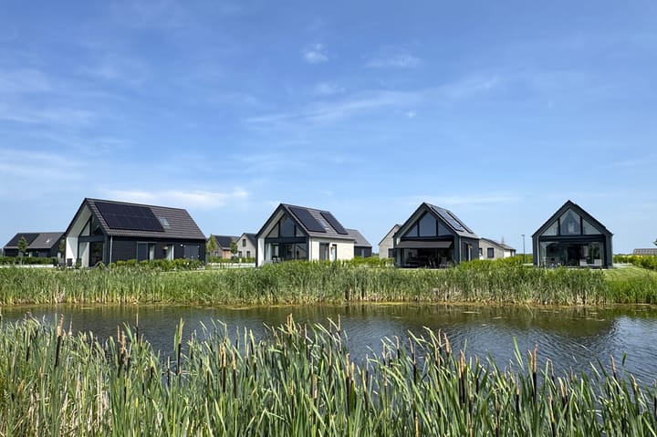 Photo 2 of Duinigermeerweg 1-R32