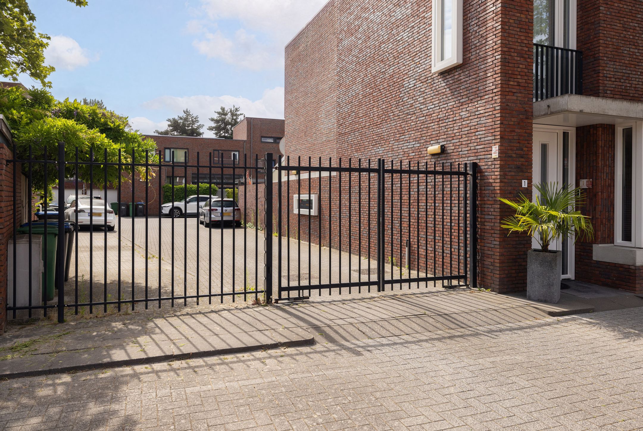 Photo 54 of Willem Schorerstraat 9