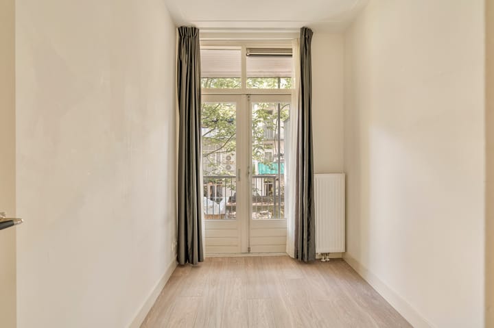 Appartement te huur: Van Spilbergenstraat 120-1, Amsterdam