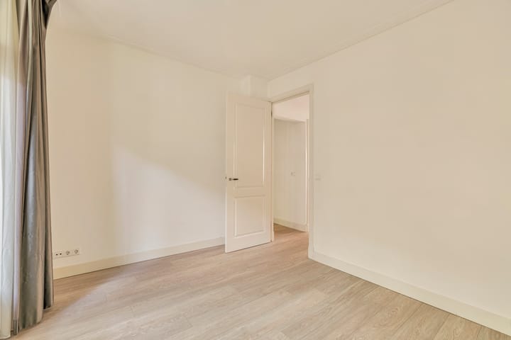 Appartement te huur: Van Spilbergenstraat 120-1, Amsterdam