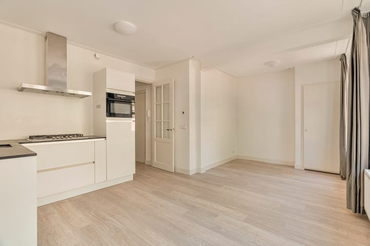 Appartement te huur: Van Spilbergenstraat 120-1, Amsterdam
