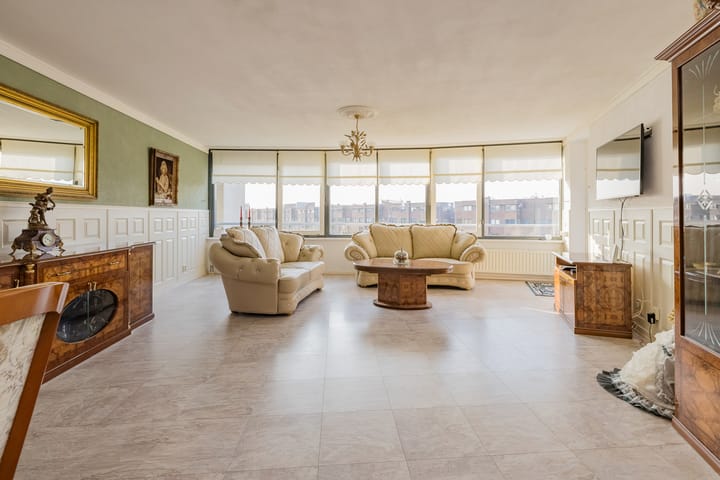 Appartement te koop: Galle Promenade 614, Velserbroek