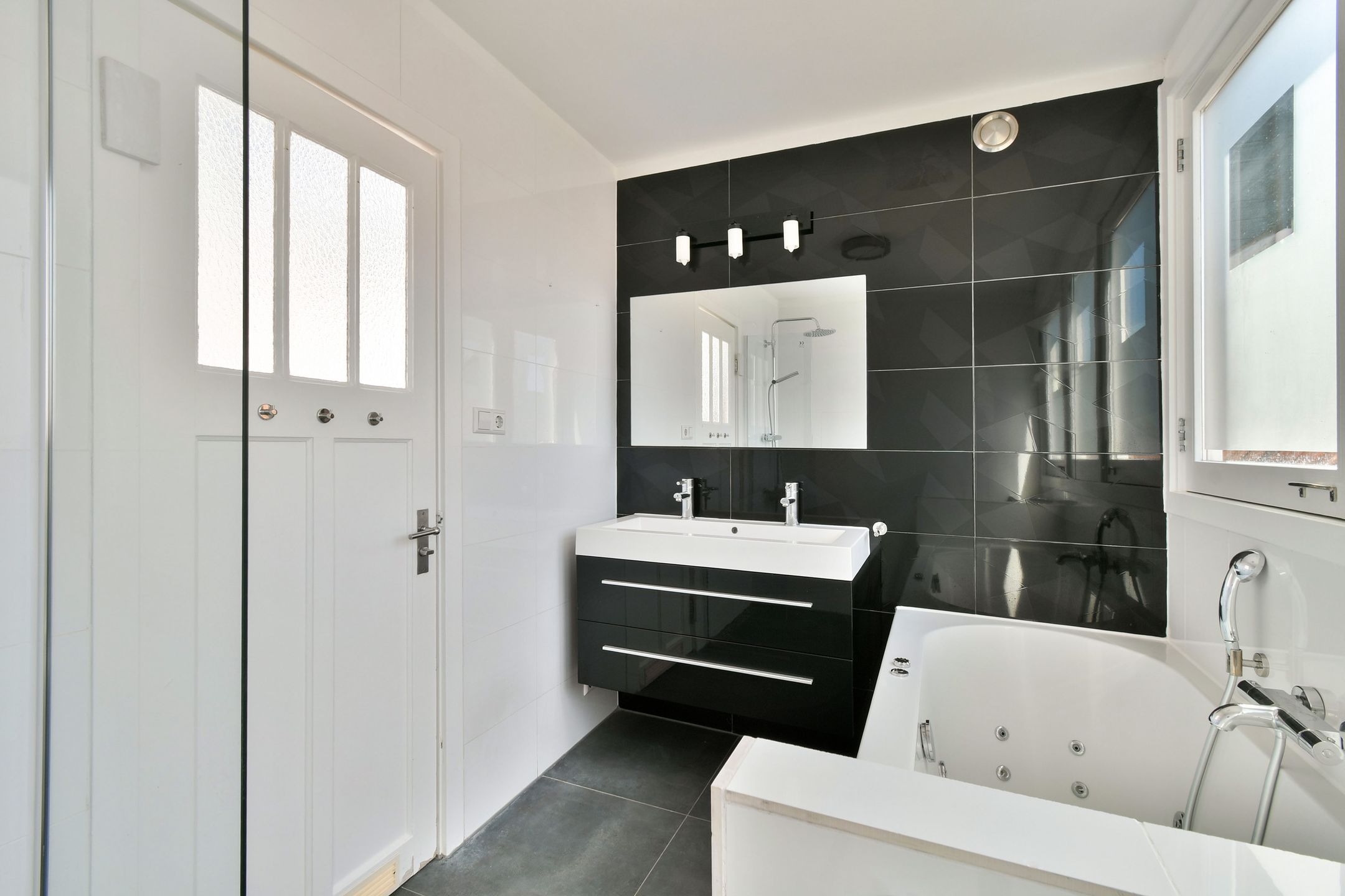 Photo 18 of Kromme Waal 35-3