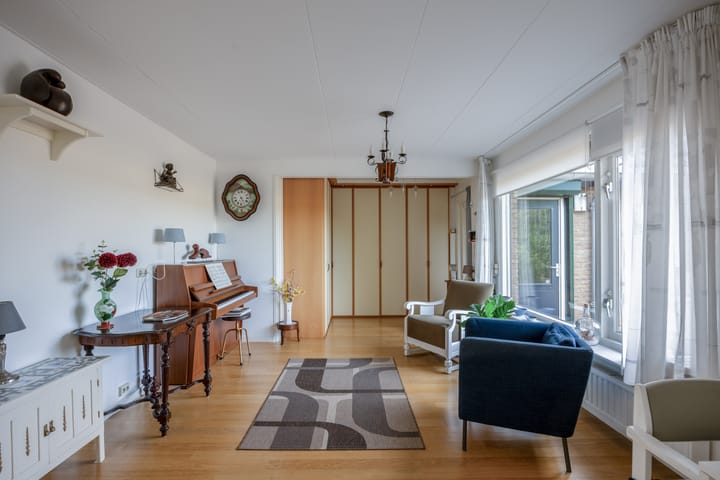 Vrijstaande woning te koop: Eikenwal 12, Ottersum