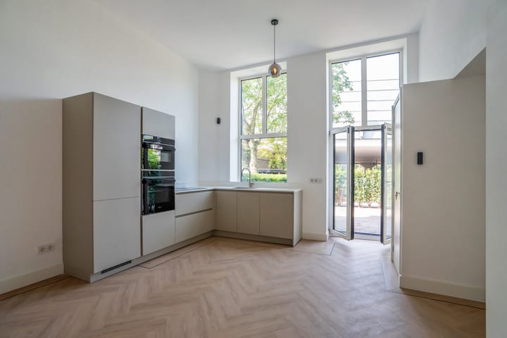 Appartement te koop: Zwartelaan 24, Voorburg