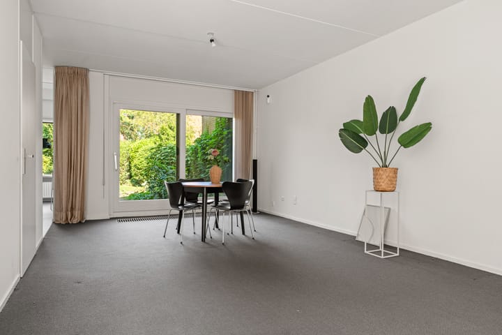 Tussenwoning te koop: IJsselsteinseweg 54, Nieuwegein
