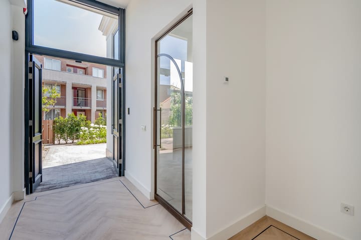 Appartement te koop: Zwartelaan 24A, Voorburg