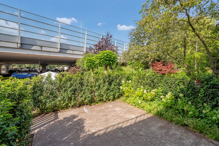 Appartement te koop: Zwartelaan 24B, Voorburg