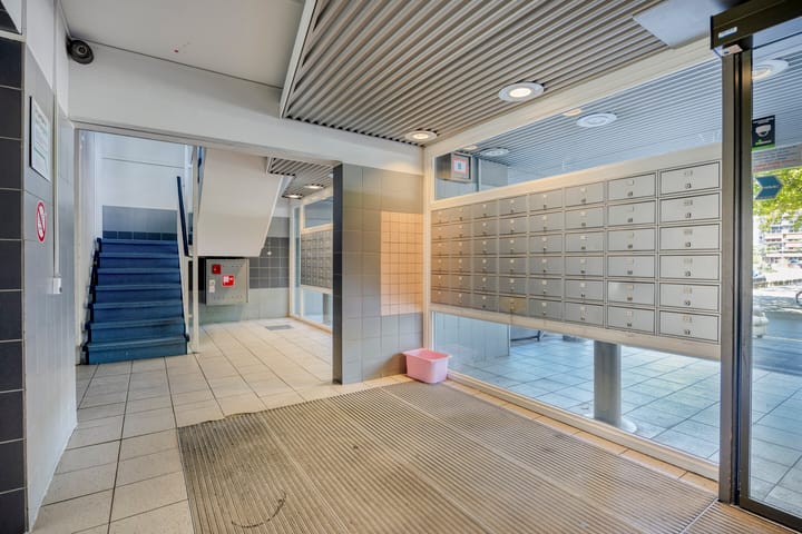 Appartement te koop: Bachplein 27, Schiedam