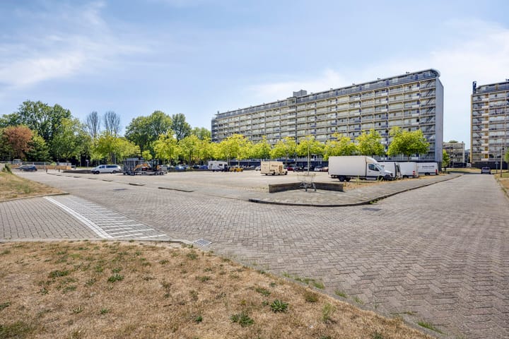 Appartement te koop: Bachplein 27, Schiedam