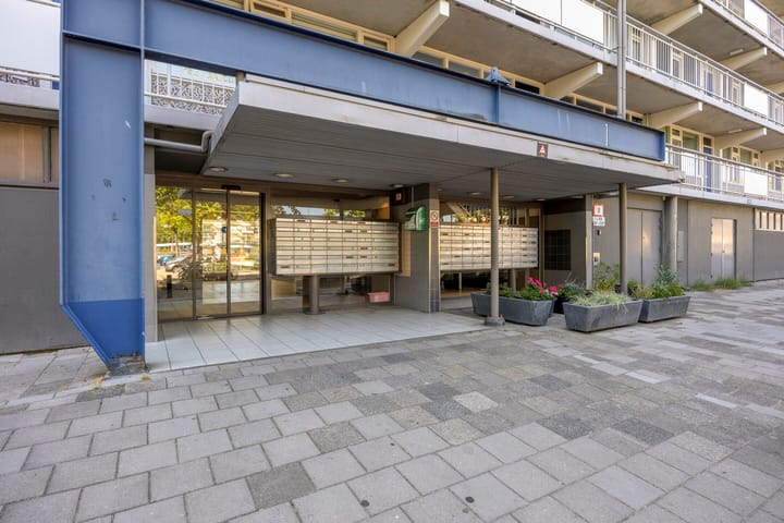 Appartement te koop: Bachplein 27, Schiedam