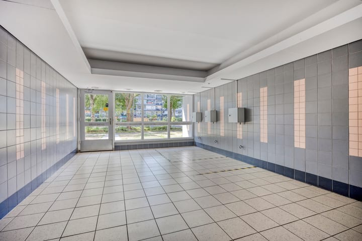 Appartement te koop: Bachplein 27, Schiedam