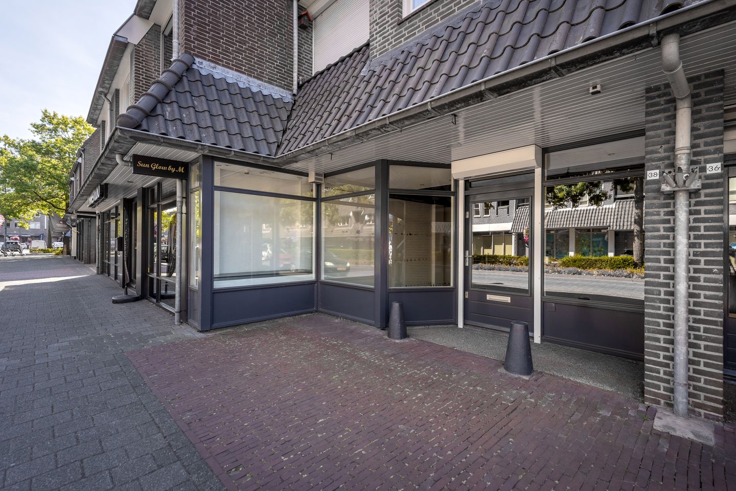 Bekijk foto 2 van Vincent van Goghstraat 38