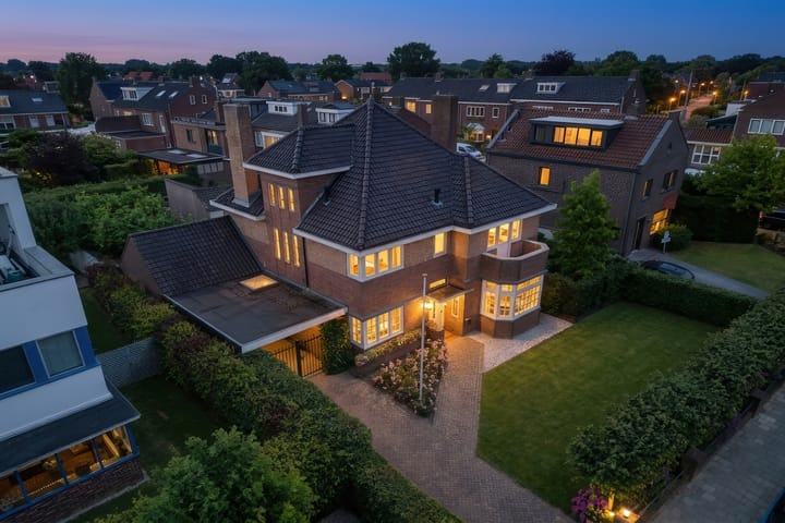 Photo 2 of Hertog Reinoudsingel 154