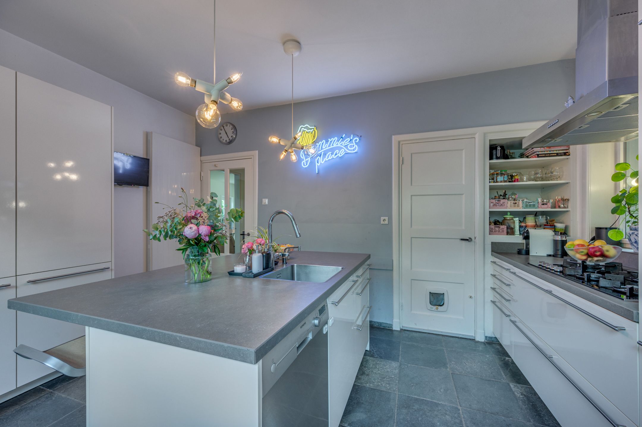 Photo 24 of Hertog Reinoudsingel 154