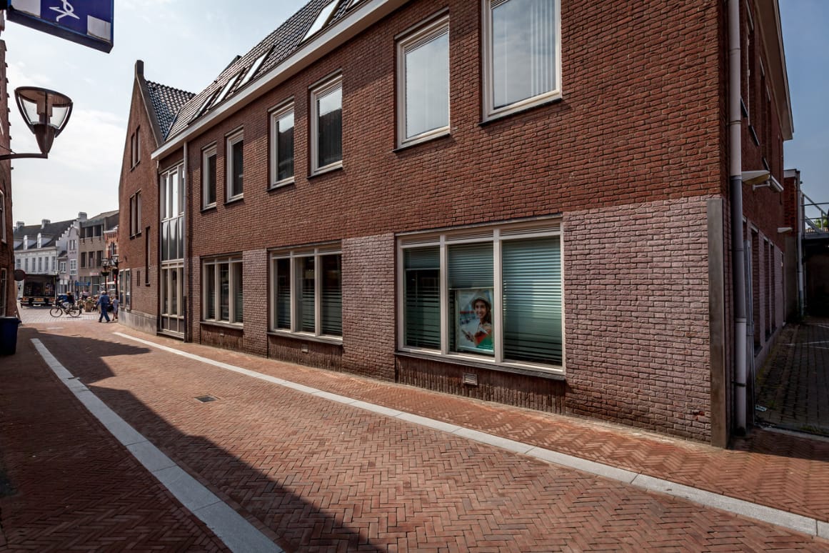 View photo 3 of Grote Zwanenstraat 1-h
