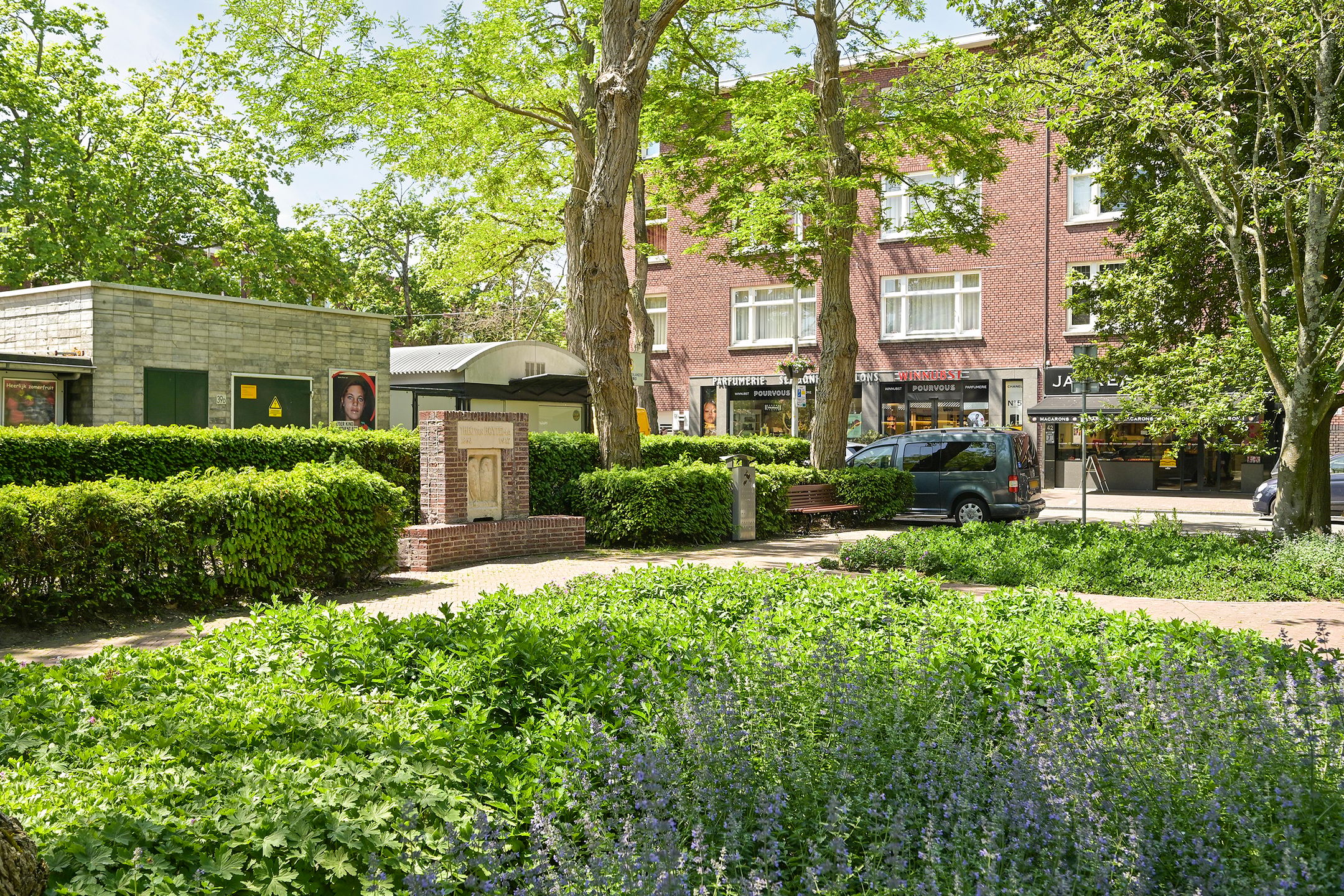 Photo 54 of Van Hoytemastraat 1-F