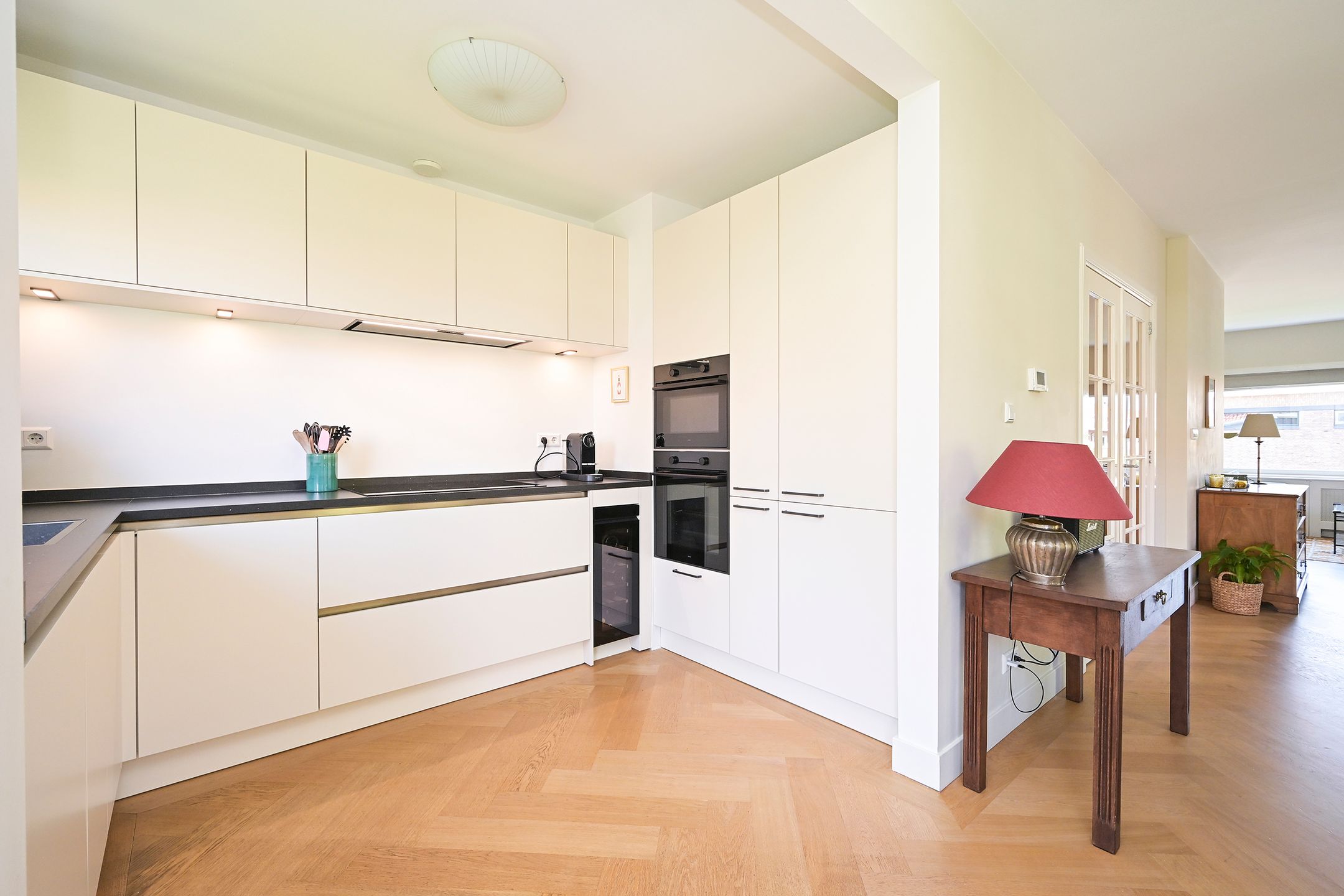 Photo 21 of Van Hoytemastraat 1-F