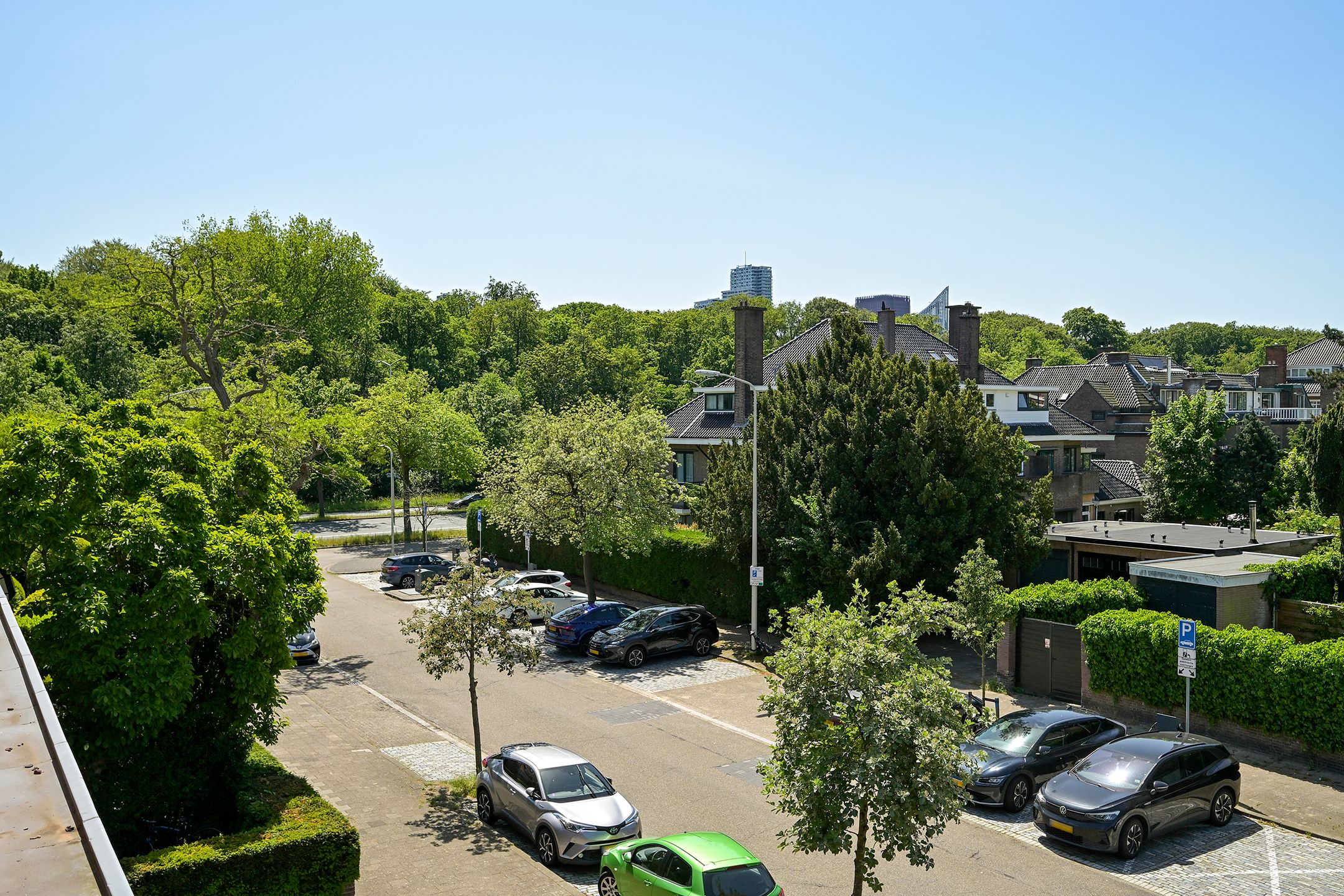 Photo 39 of Van Hoytemastraat 1-F