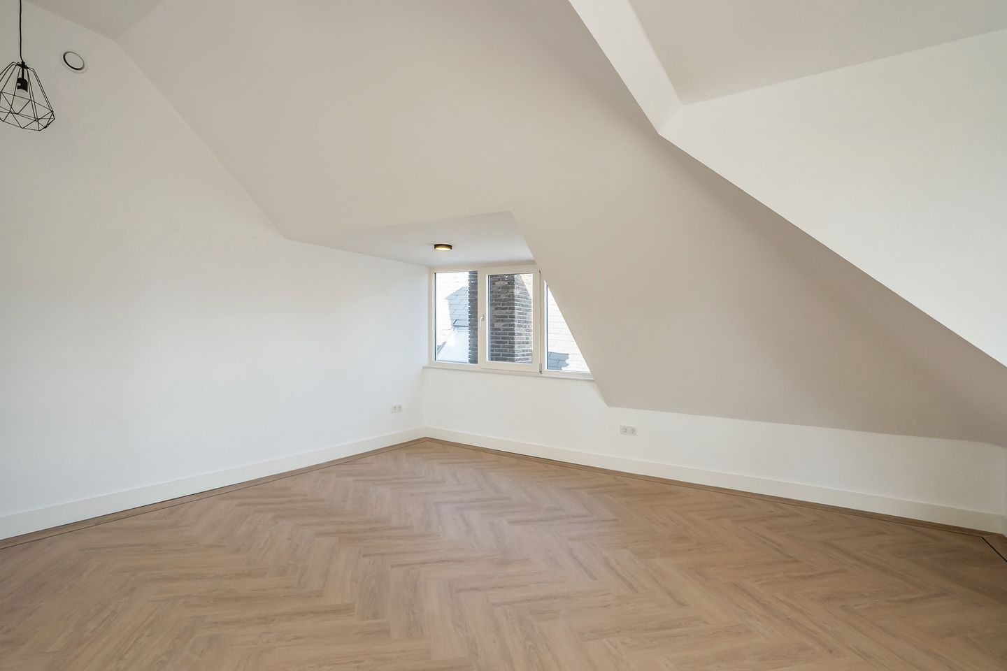 Foto 40 van Zwartelaan 24-E
