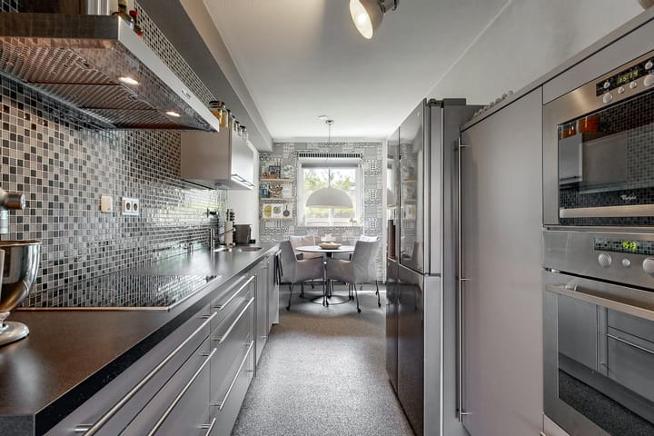 Tussenwoning te koop: Binnenhoek 24, Tiel